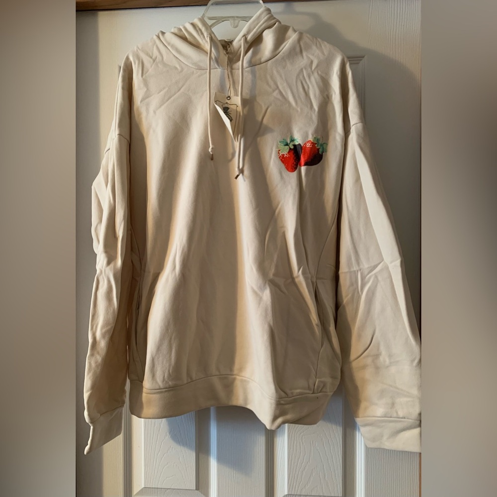 NWT Easel S Sunshine in My Soul Hoodie in Beige Sweatshirt Strawberry 🍓 Pullover - Picture 6 of 9